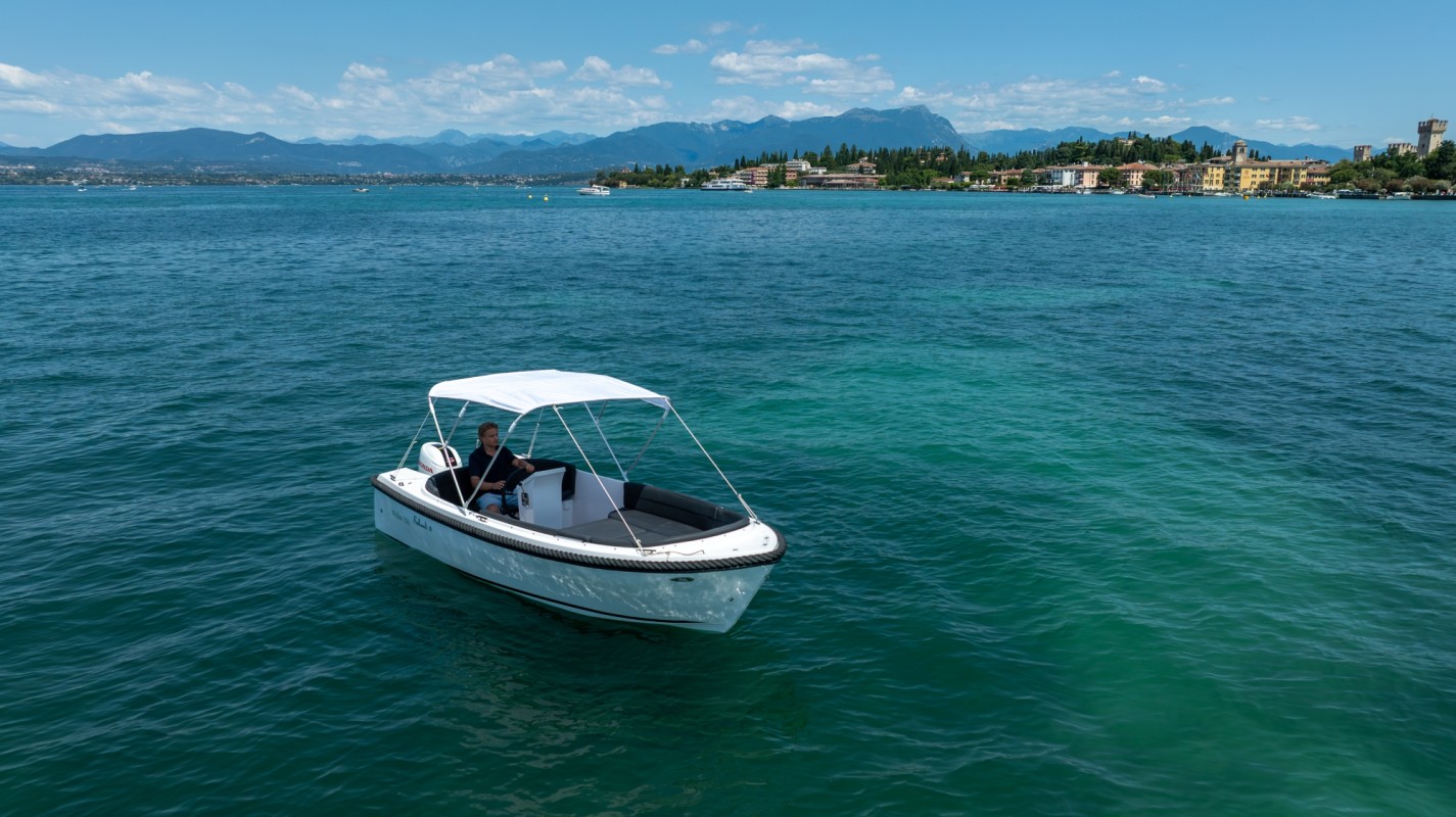 Maxima 550