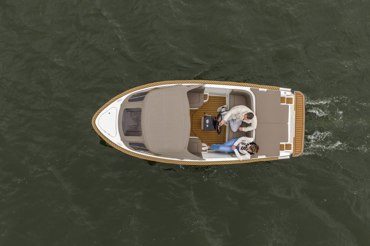 Maxima 600