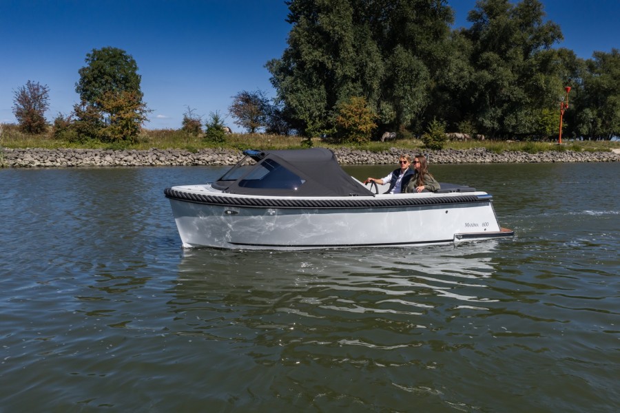 Maxima 600