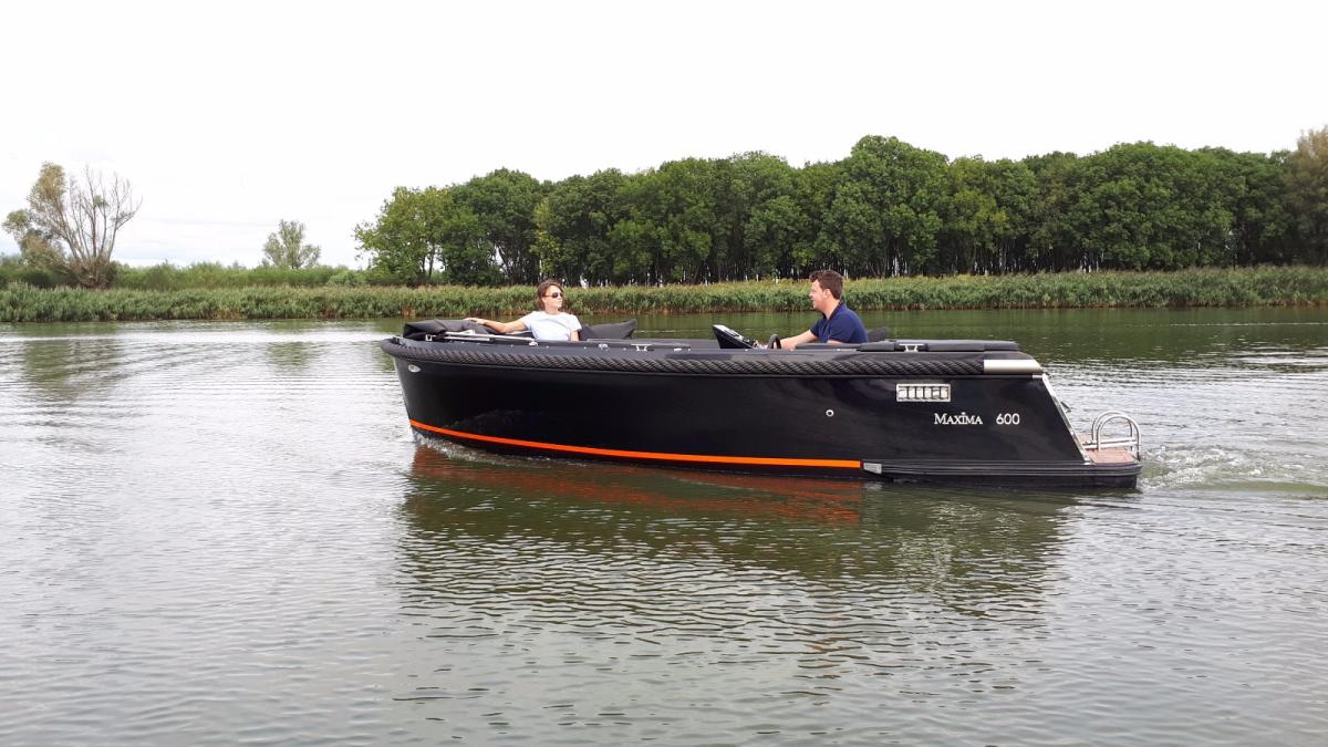 Maxima 600