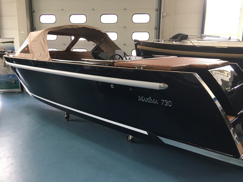 Maxima 730