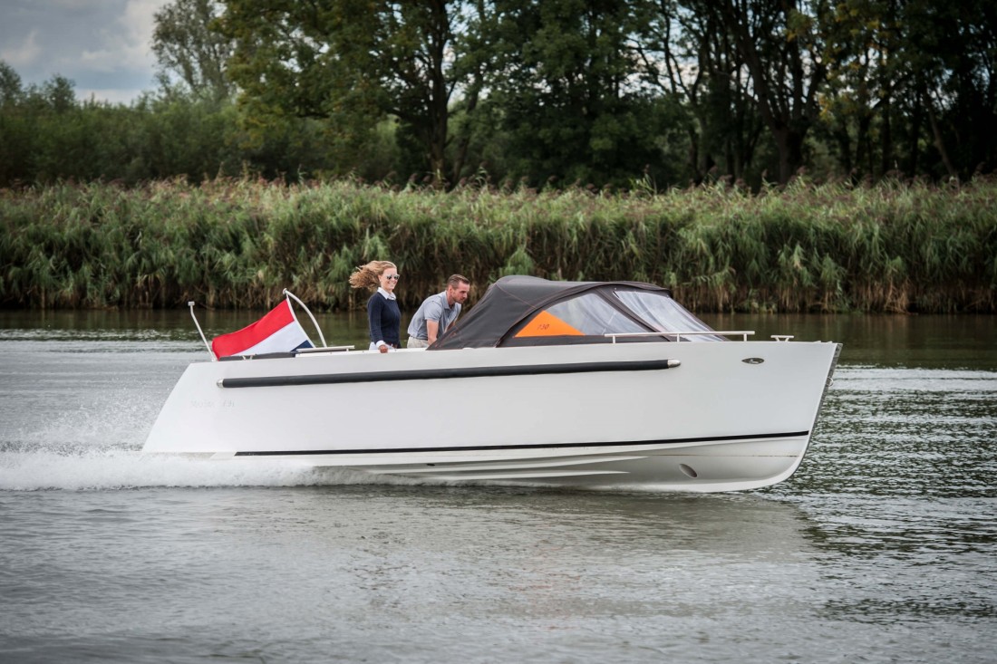 Maxima 730