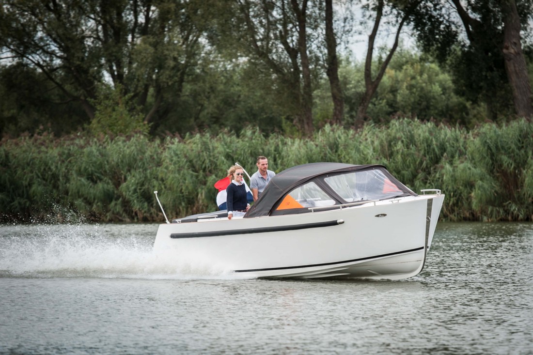 Maxima 730