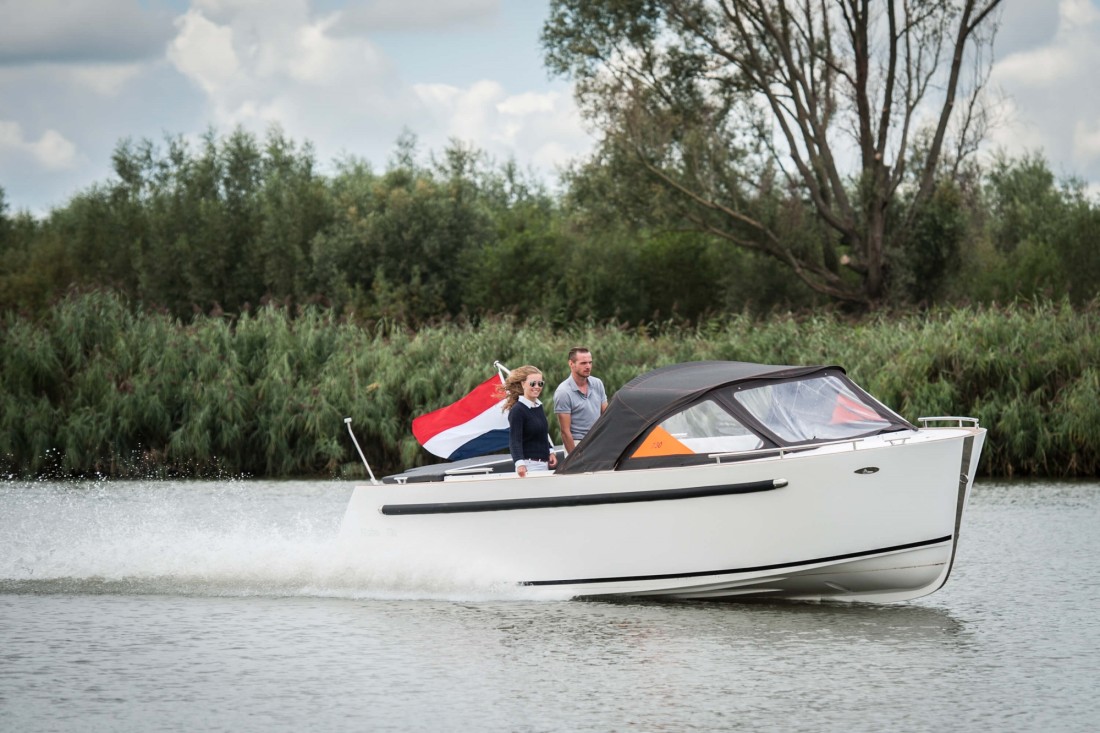 Maxima 730