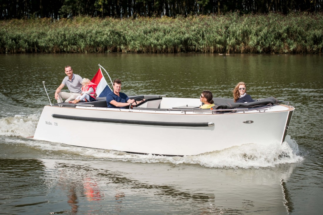 Maxima 730
