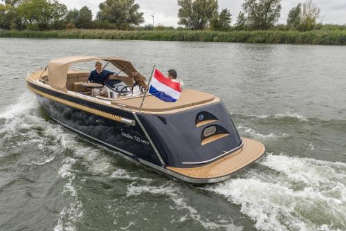 Maxima 720 retro
