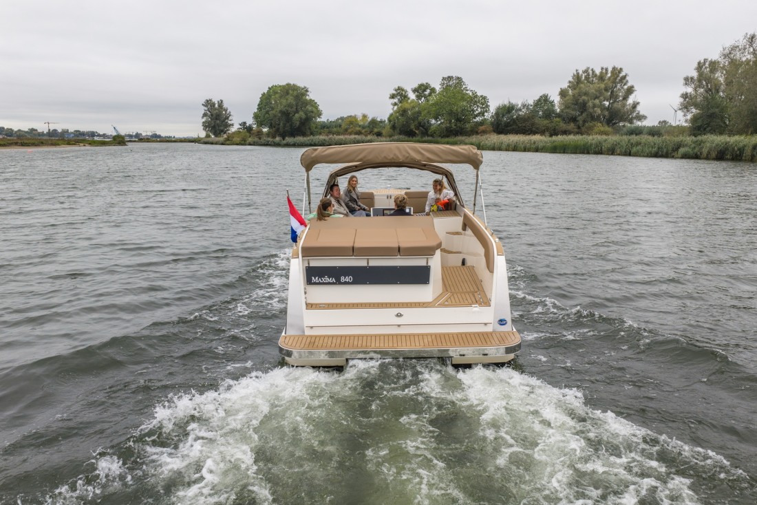 Maxima 840