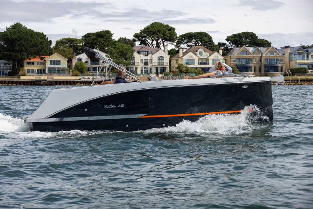 Maxima 640