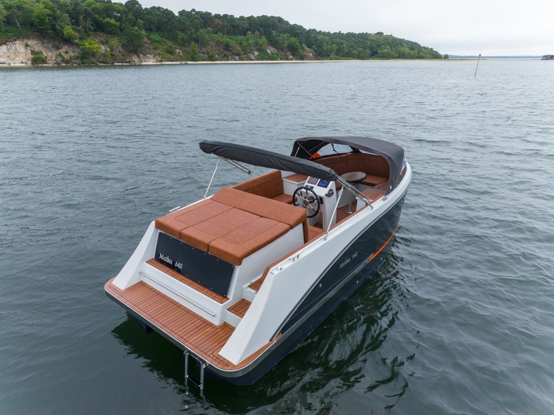 Maxima 640