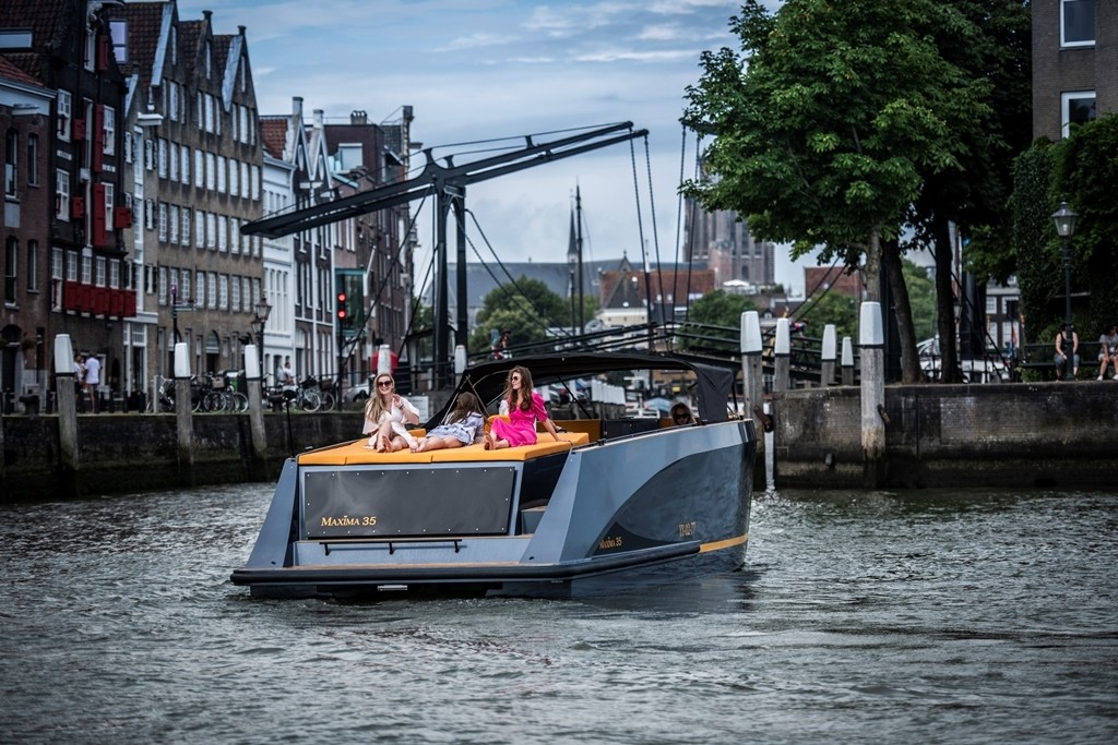 Maxima 35