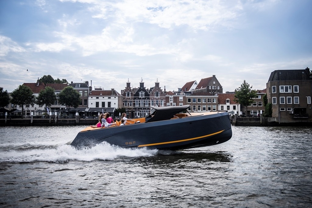 Maxima 35