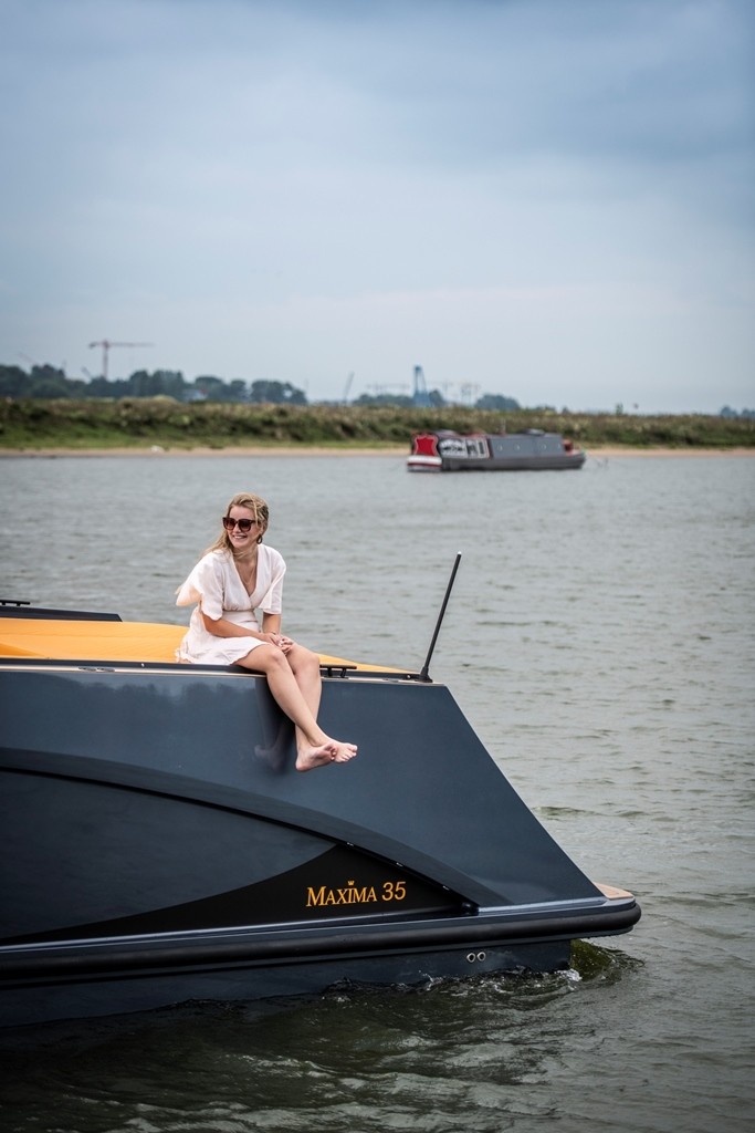 Maxima 35