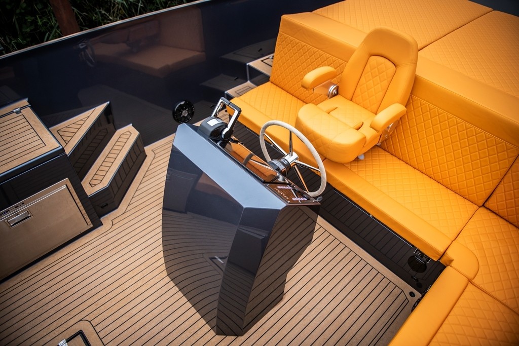 Maxima 35