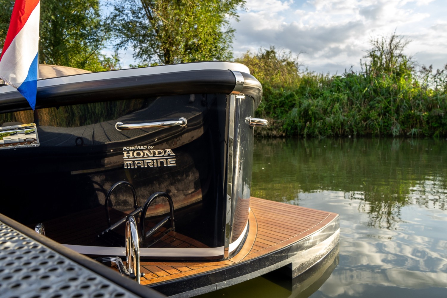 Maxima 650 Flying Lounge Electric