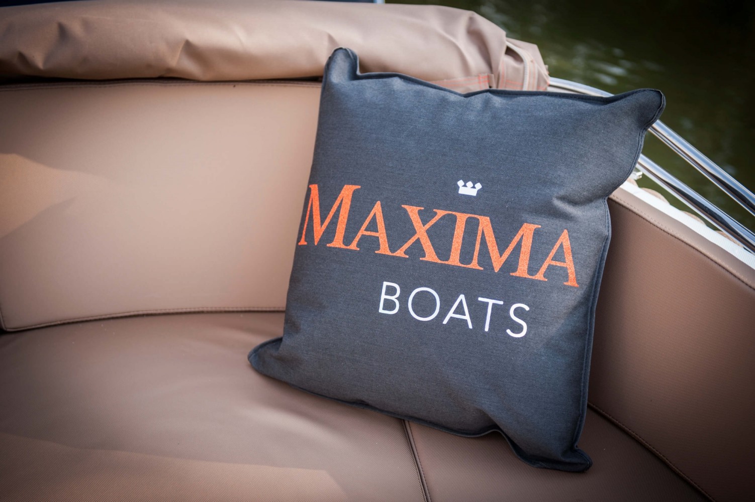 Maxima 550 Électrique