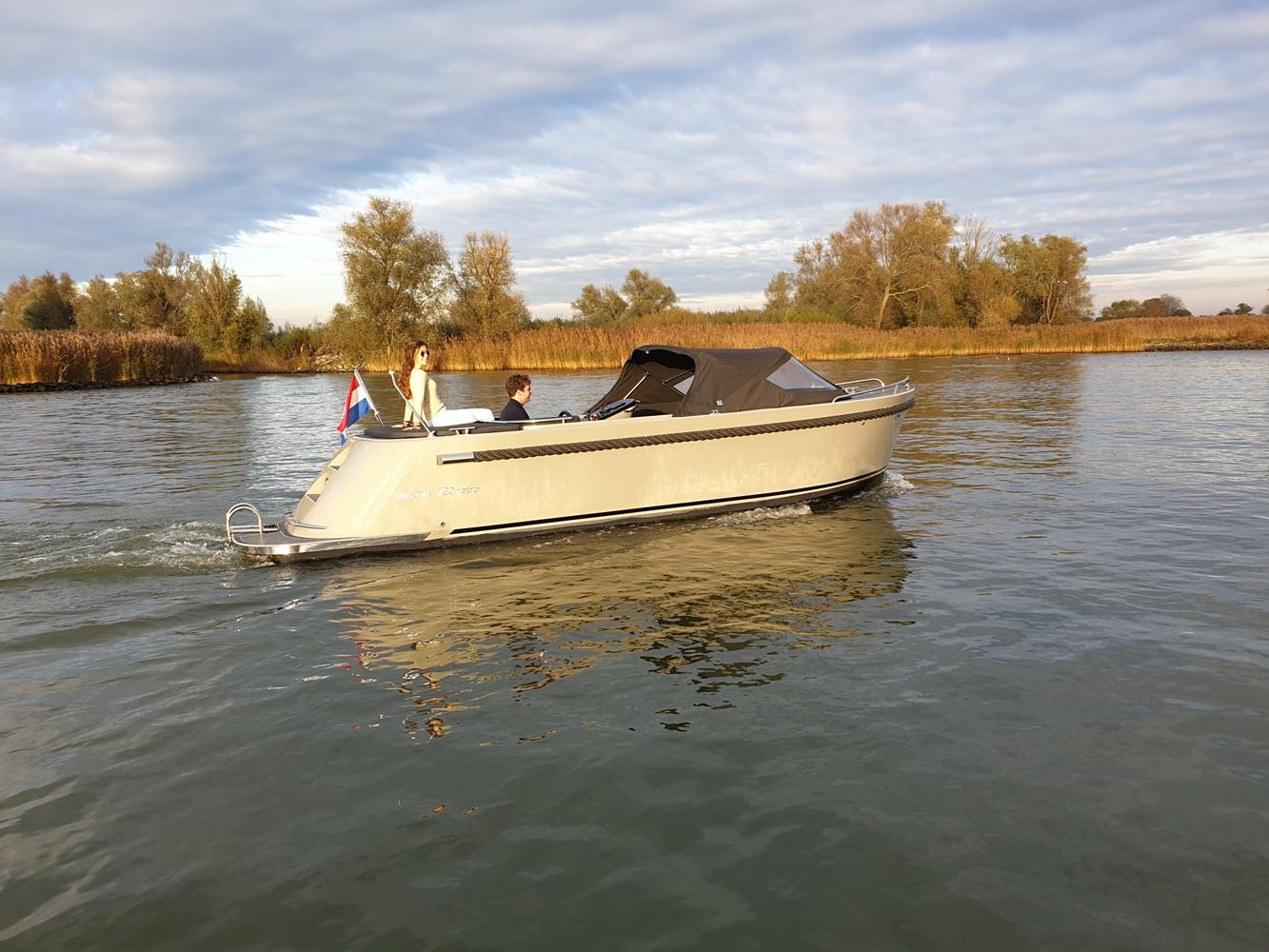 Maxima 720 retro Électrique