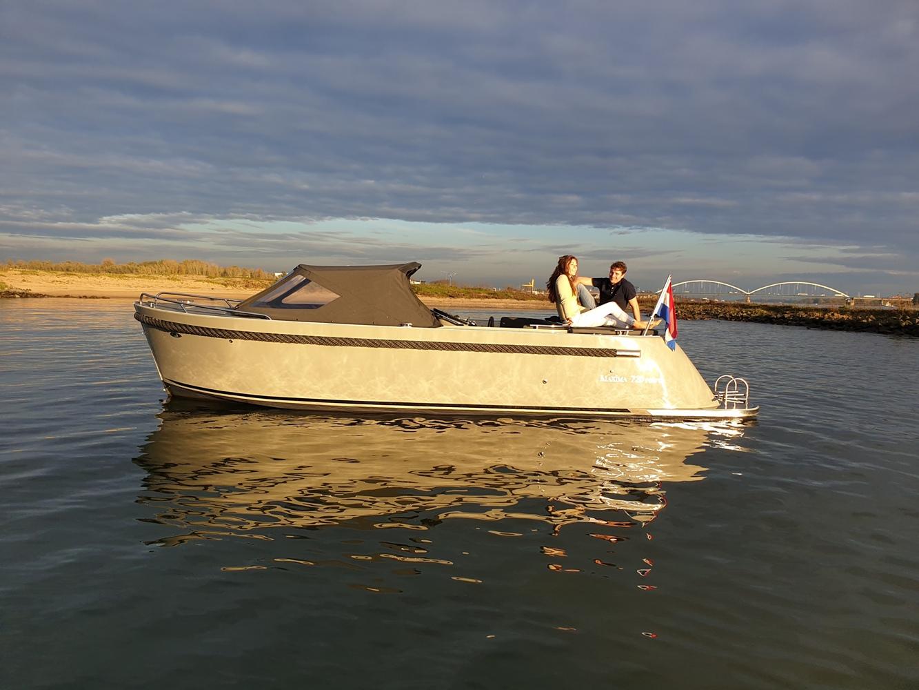 Maxima 720 retro Électrique