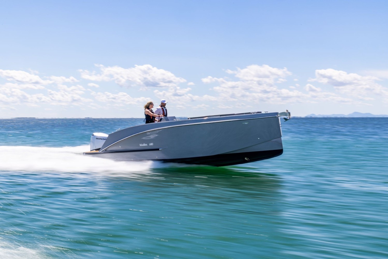 Maxima 680 sport lounge