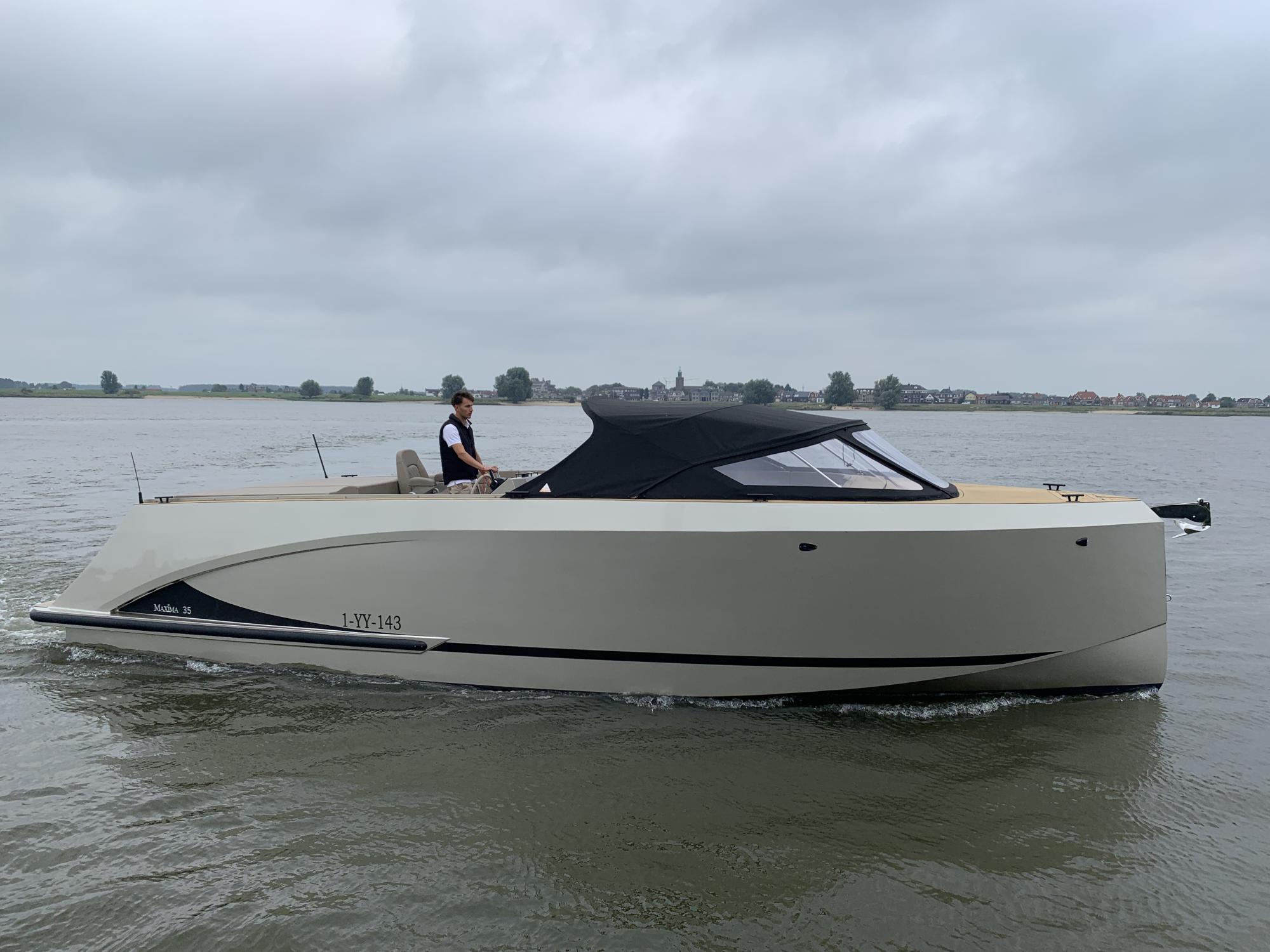 Maxima 35