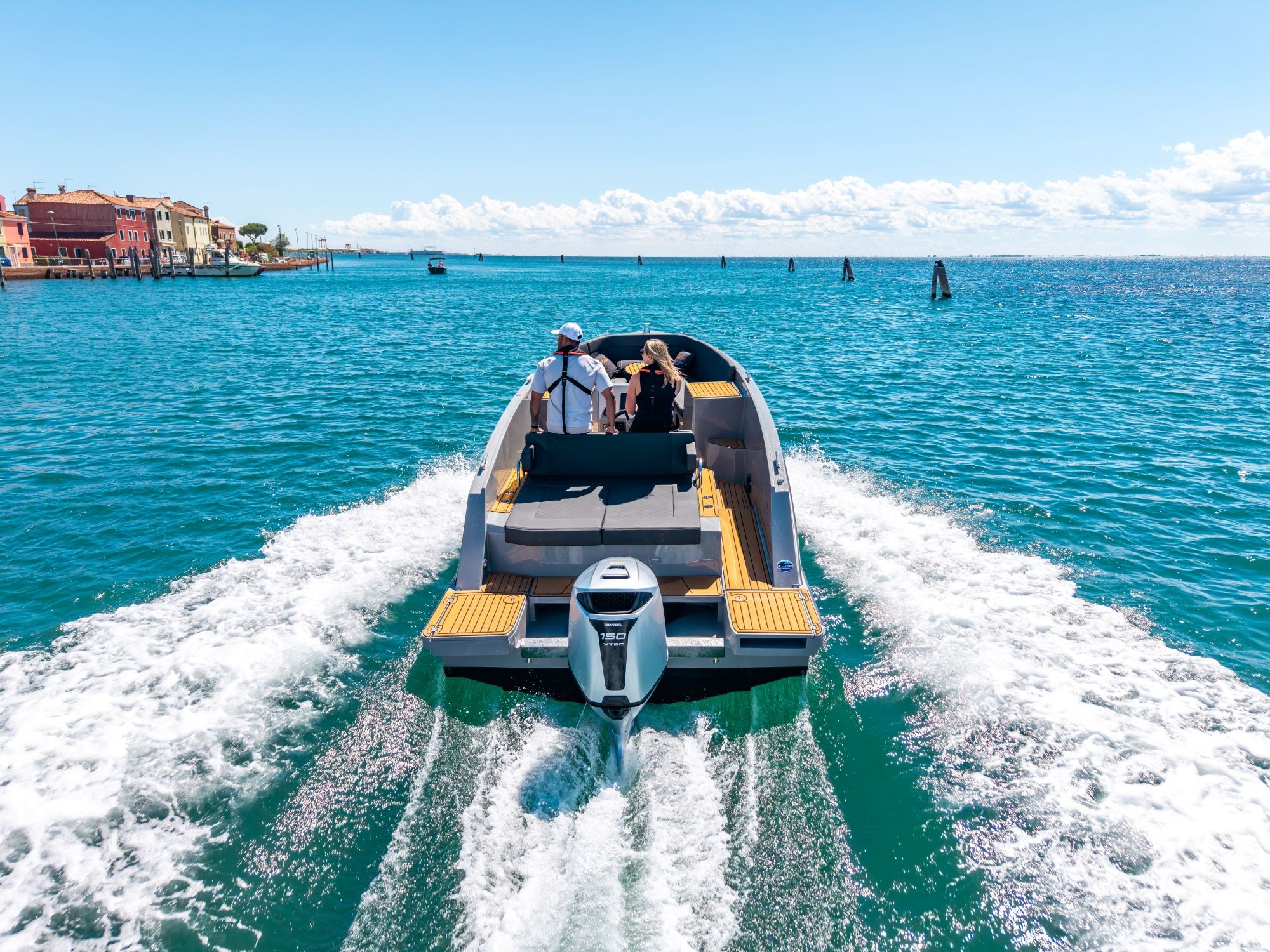 Maxima 680 sport lounge