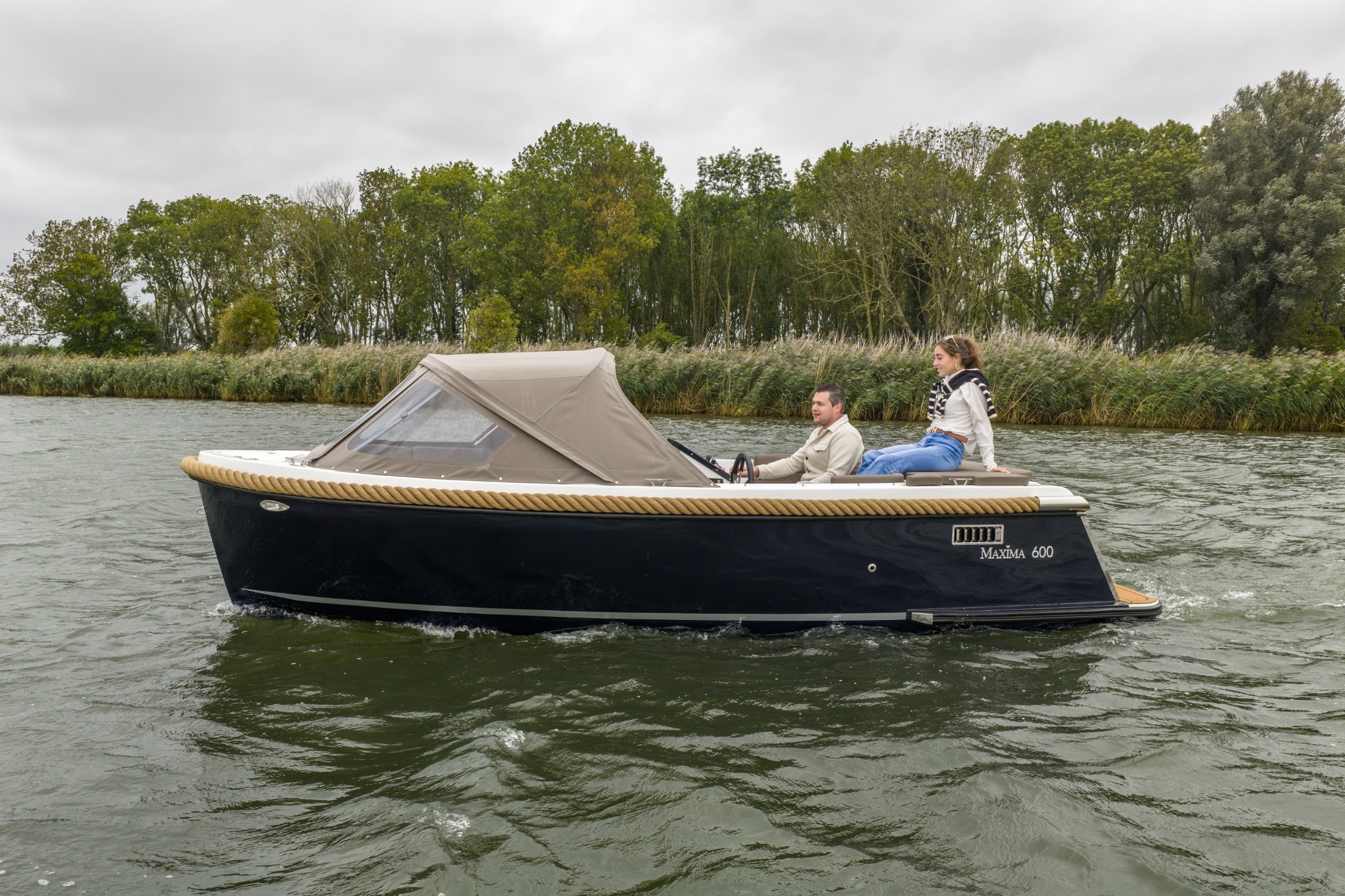 Maxima 600