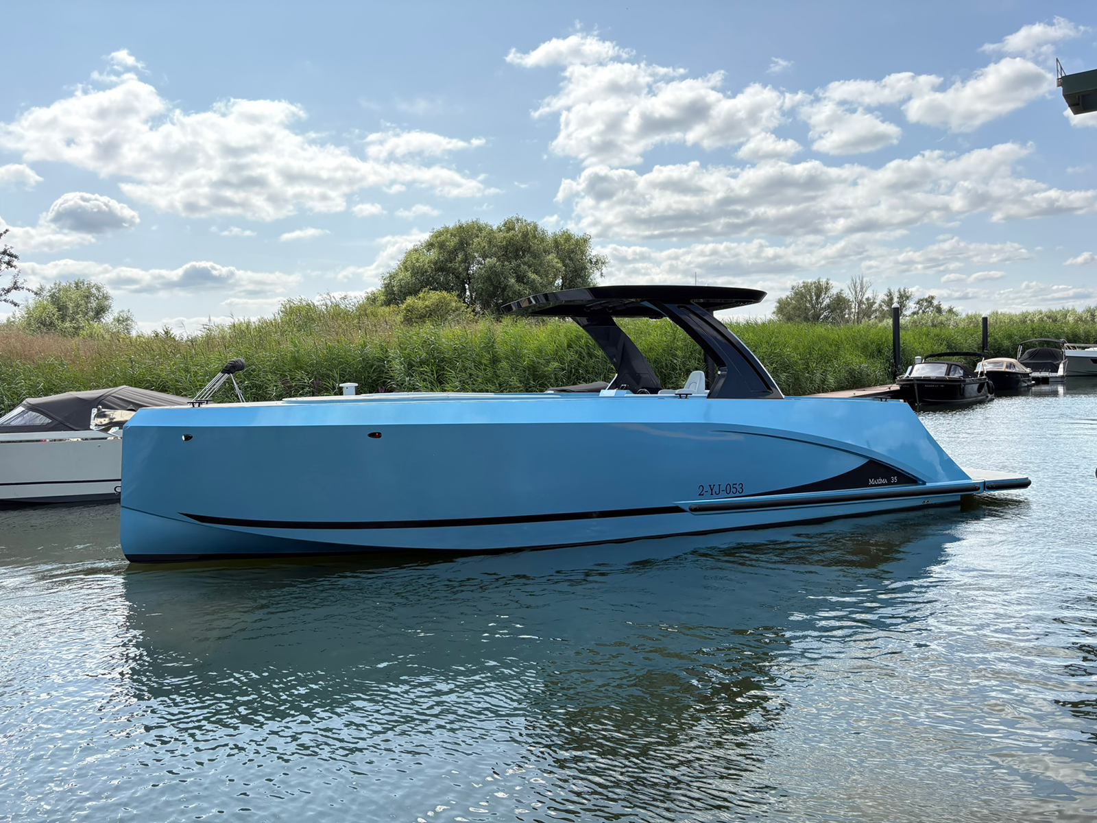 Maxima 35